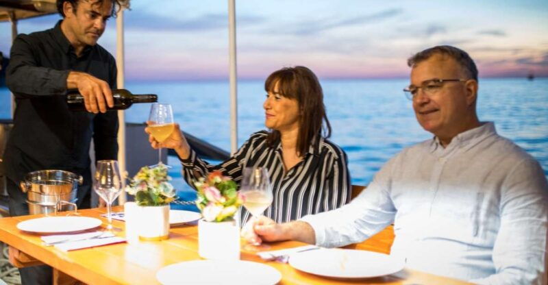 dubrovnik-sunset-dinner-cruise-around-the-old-town