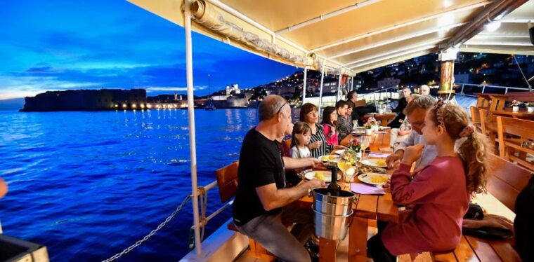 dubrovnik-sunset-dinner-cruise-around-the-old-town