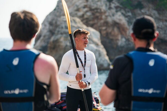 dubrovnik-sunset-kayak-snorkel-tour-with-fruit-wine-water