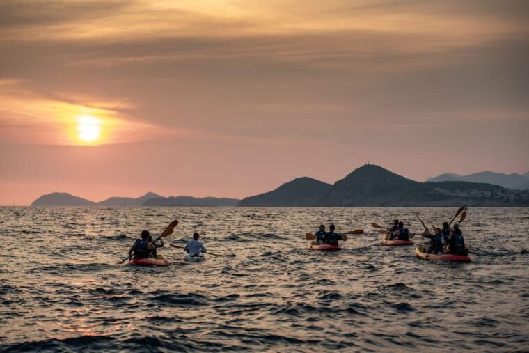 dubrovnik-sunset-kayaking-and-snorkeling-tour