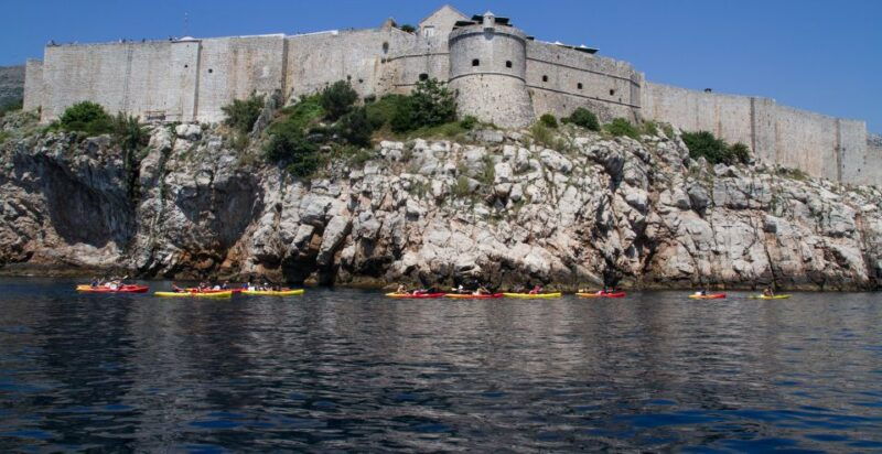 dubrovnik-sunset-sea-kayaking-tour-with-fruit-snack-wine