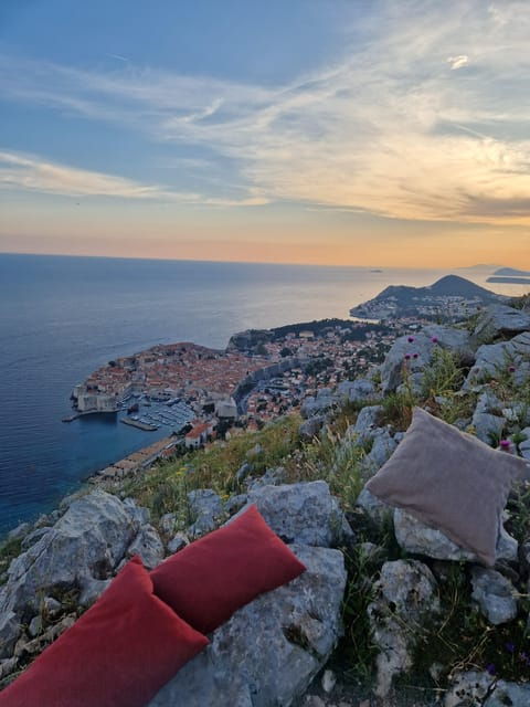 dubrovnik-sunset-wine-tasting-at-panorama-point