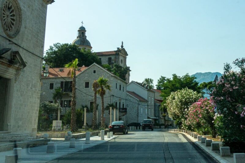 dubrovnik-to-bay-montenegro-private-easygoing-day