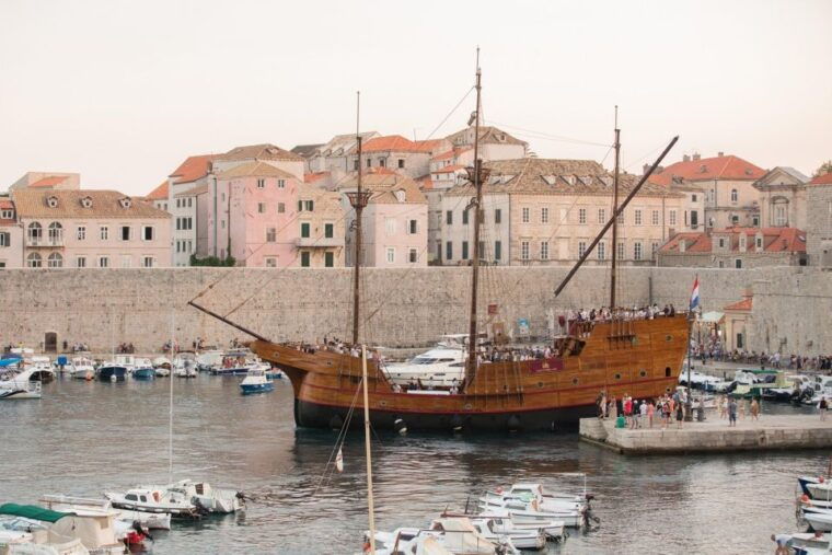 dubrovnik-walking-tour-and-cruise-5