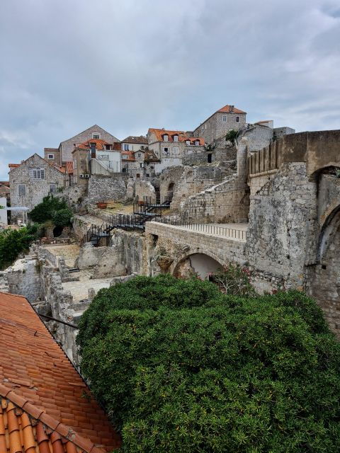 dubrovnikcity-walls-old-town-2-in-1-walking-tour