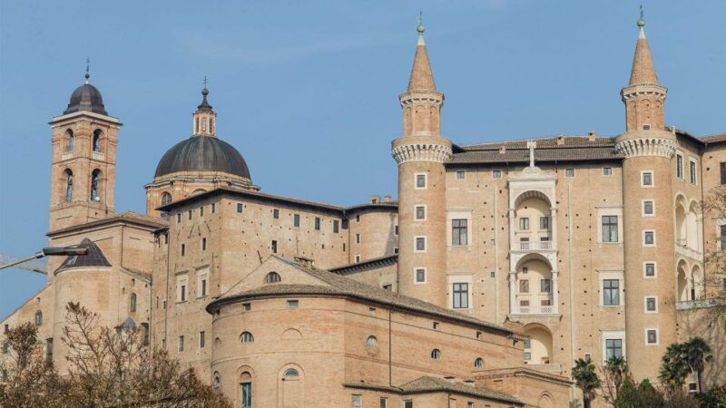 ducal-palace-of-urbino-marche-national-gallery-guided-tour