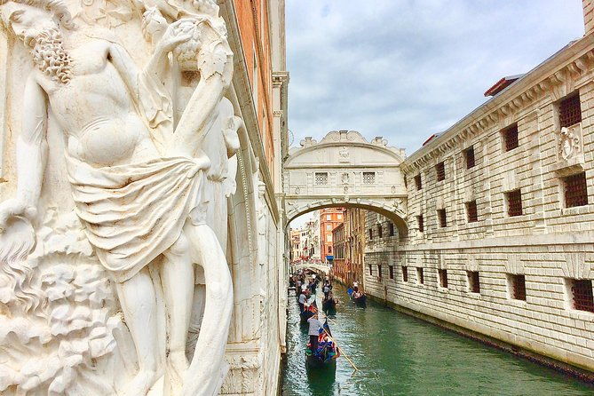 ducal-venice-historical-walking-tour-skip-the-line-doges-palace