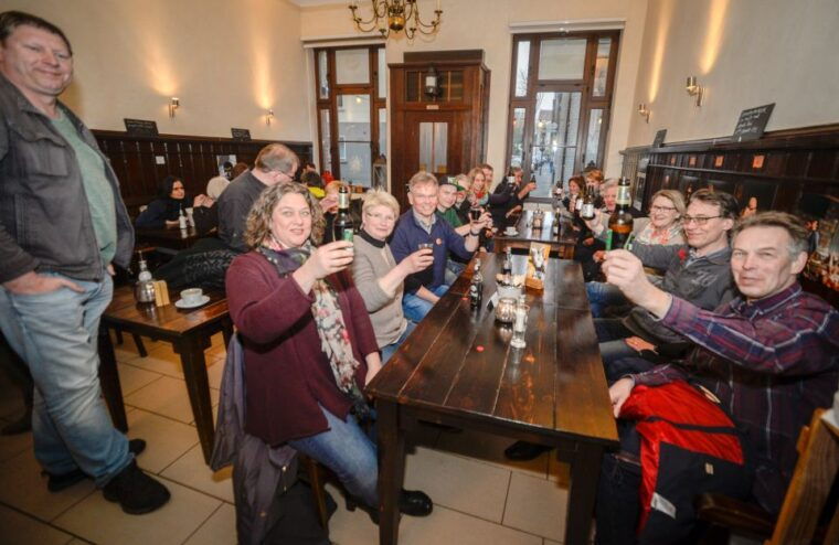 duisburg-ruhrot-historic-harbor-pub-tour