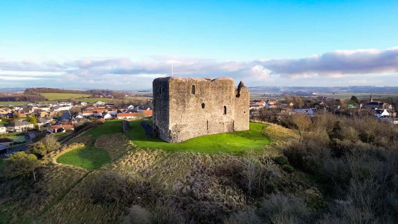 Dundonald Castle: Entry Ticket, Guided Tour & Light Lunch - Who Should Consider This Tour?