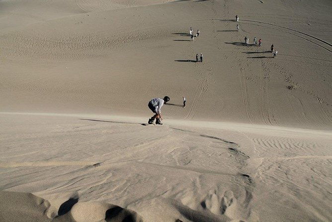 dune-buggy-and-sandboarding-at-huacachina-from-ica