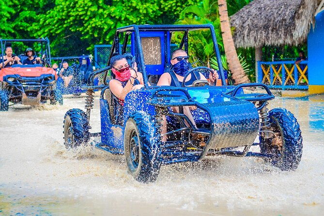 dune-buggy-and-water-cave