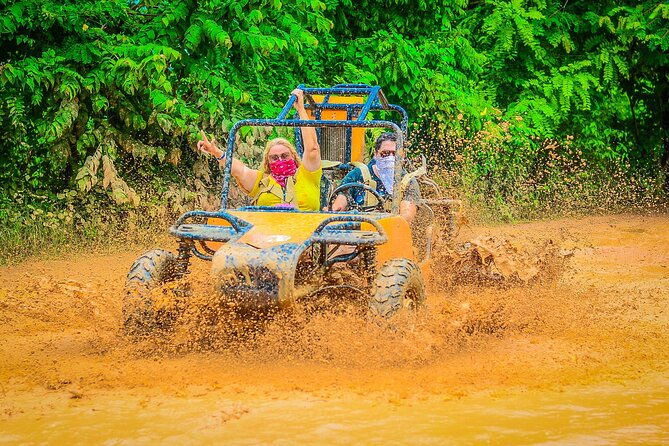 dune-buggy-and-water-cave