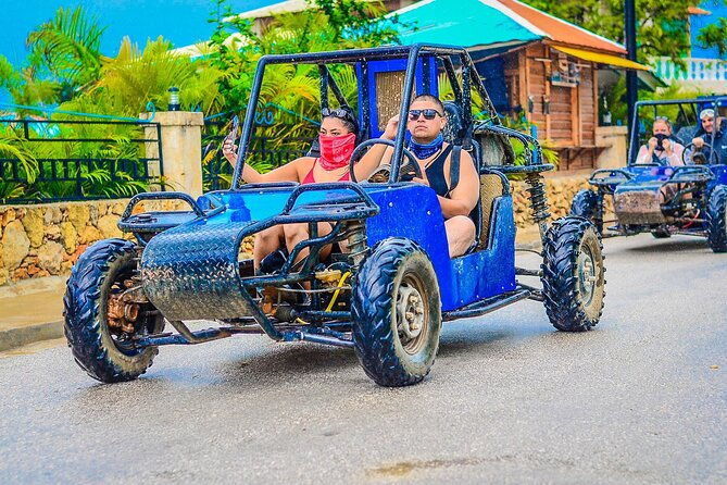 dune-buggy-and-water-cave