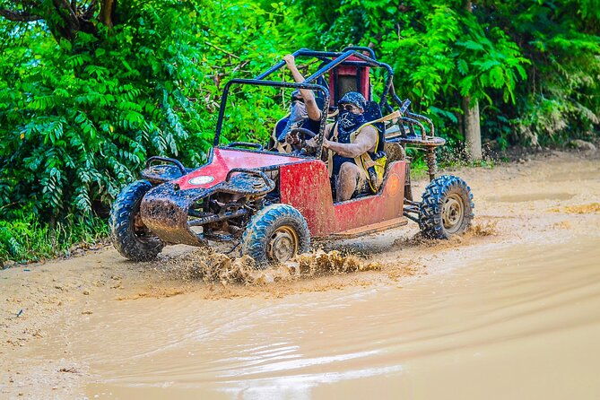 dune-buggy-and-water-cave