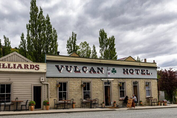 Dunedin to Queenstown One Way Including Taieri Gorge Train - Who Should Book This Tour?