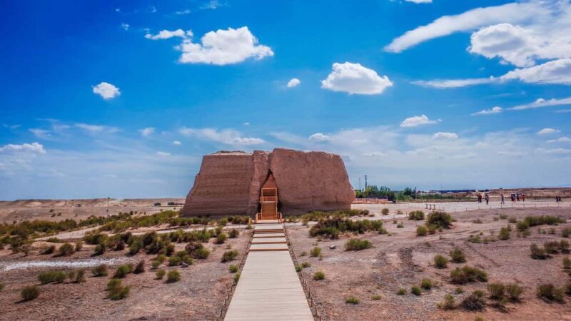 Dunhuang Silk Road Tour: Cultural City ,Yangguan Pass &Yadan - Yadan Devil City: An Otherworldly Landscape