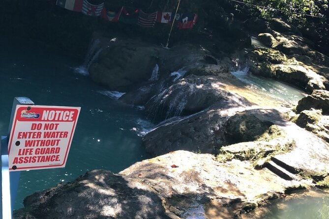 dunns-river-and-blue-hole-secret-falls-from-mobay