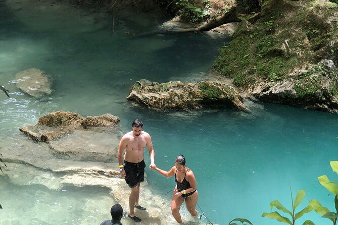 dunns-river-and-blue-hole-secret-falls-from-mobay
