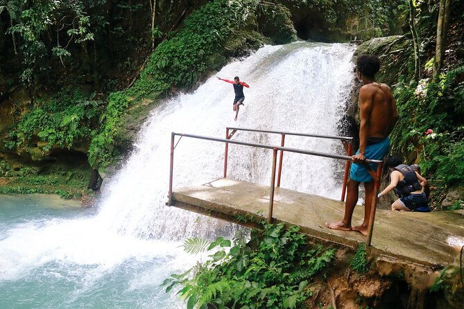 dunns-river-blue-hole-waterfall-combo-jamaica-montego-bay