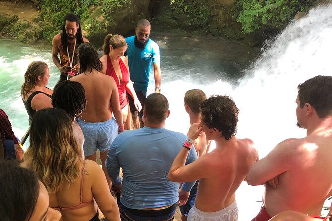 dunns-river-falls-and-blue-hole-private-tour-from-montego-bay-2