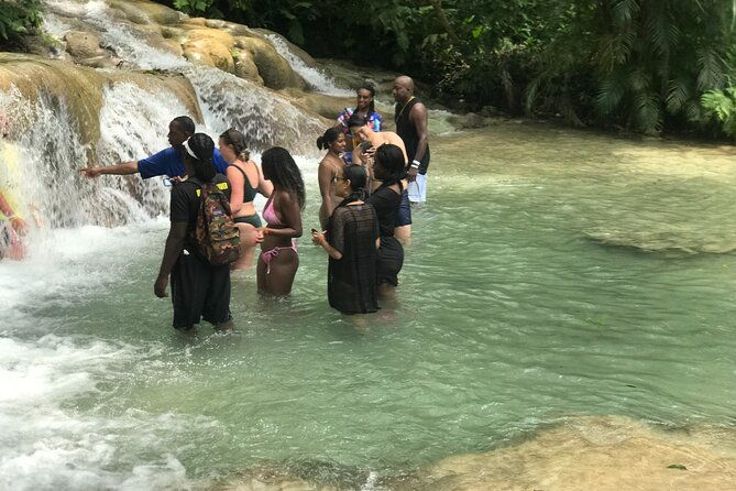 dunns-river-falls-and-bluehole-private-tour
