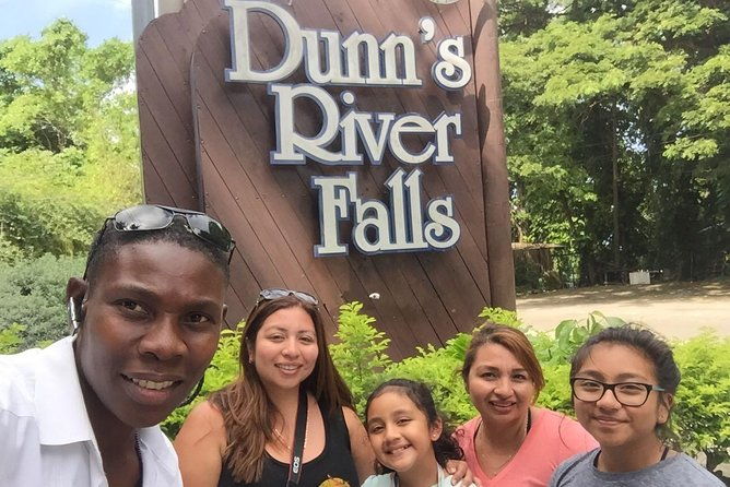 dunns-river-falls-and-jamaica-sightseeing-private-tour