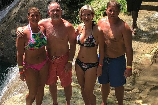 dunns-river-falls-and-jamaica-sightseeing-private-tour