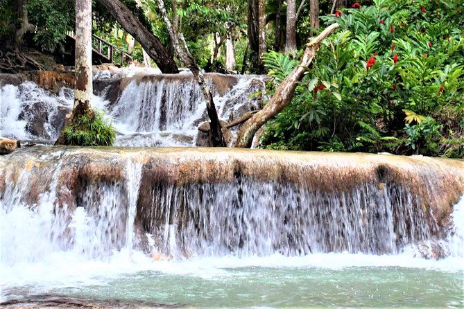 dunns-river-falls-and-ocho-rios-shopping-tour-from-runaway-bay