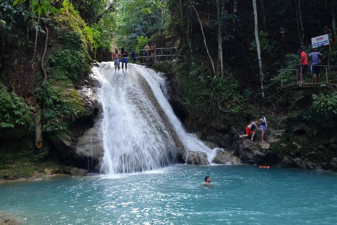dunns-river-falls