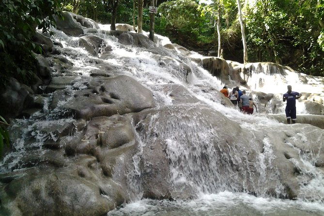dunns-river-falls-excursion-from-montego-bay