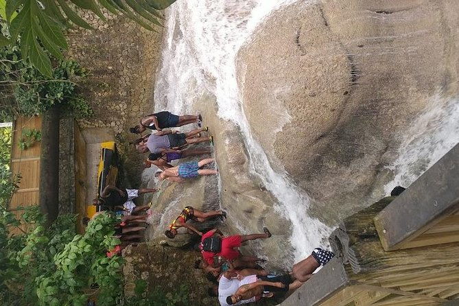 dunns-river-falls-scenic-tour