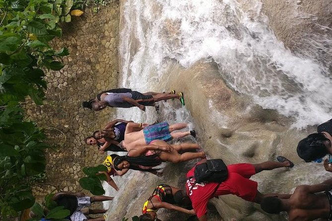 dunns-river-falls-scenic-tour