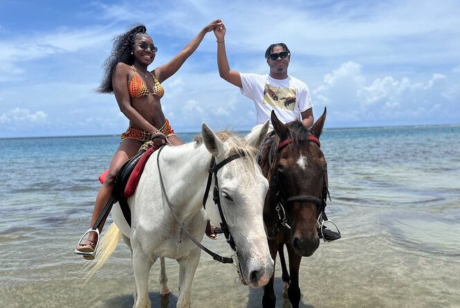 dunns-river-horse-back-riding-activity-from-montego-bay