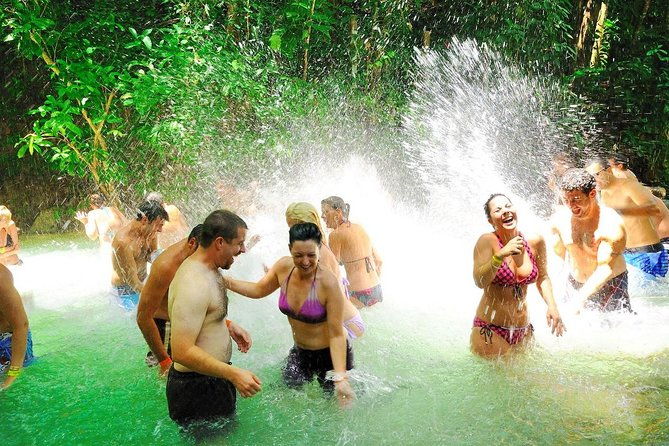 dunns-river-river-tubing-and-lunch-combo