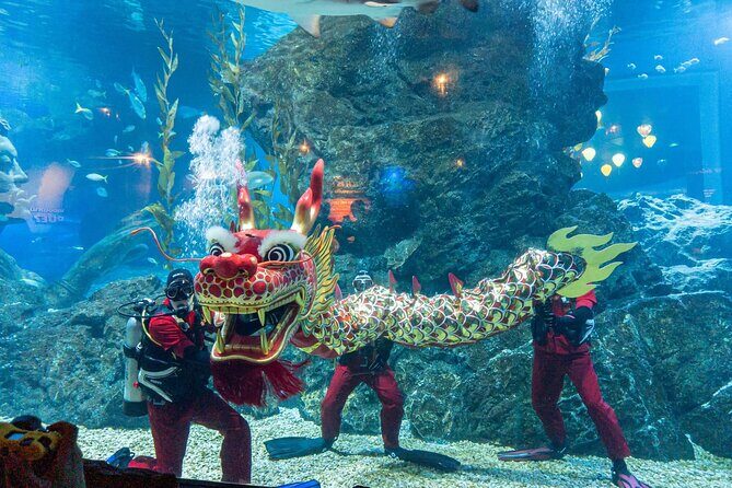 Duo SEA LIFE and Madame Tussauds Ticket in Bangkok - The Full Experience: Combining Marine Wonders & Celebrity Glitz