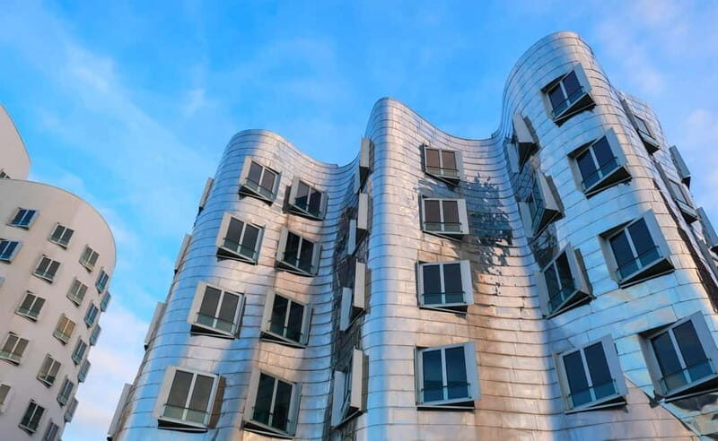 Dusseldorf: 2-hour Best Intro Walking Tour with a Local - Authentic Experiences and Local Tips