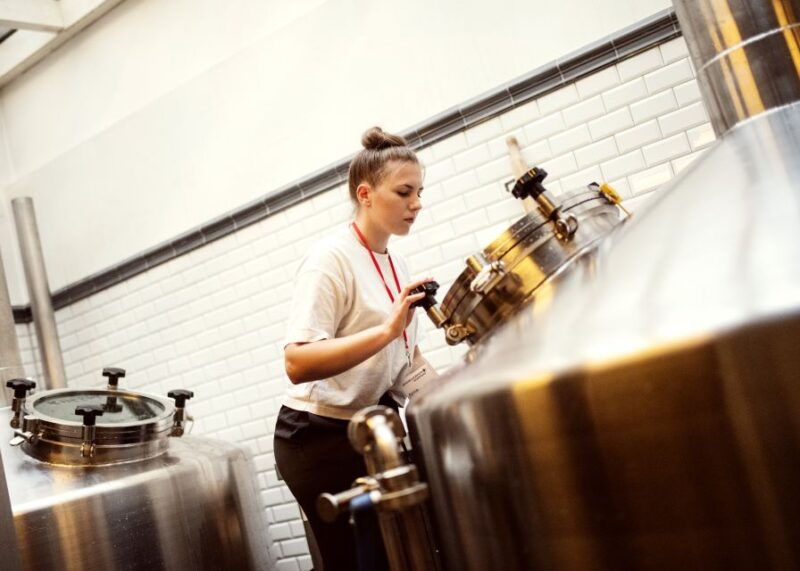 dusseldorf-brewery-tour-with-alt-beer-tastings