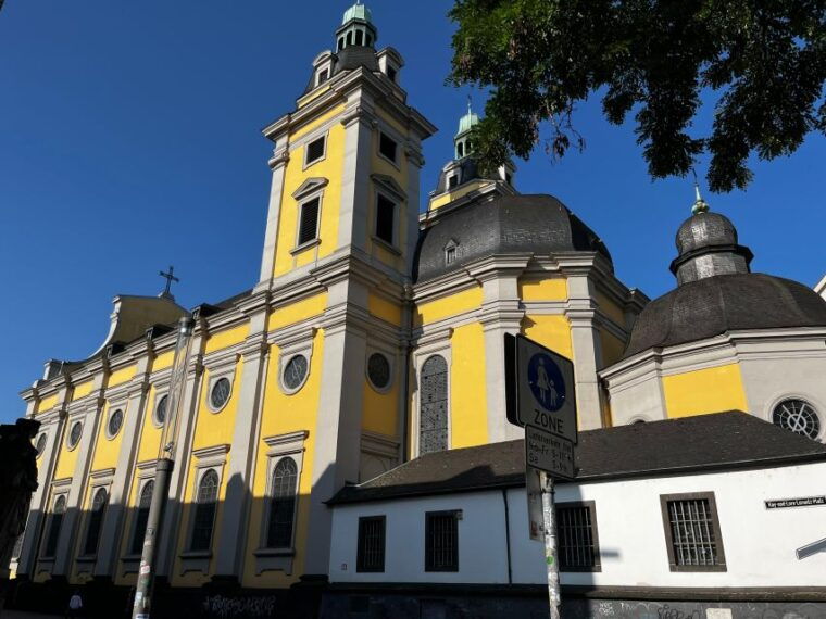 dusseldorf-in-1-day-walking-tour-with-digital-guide