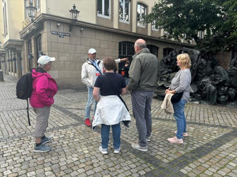 dusseldorf-old-town-historical-walking-tour-with-geo-epoche