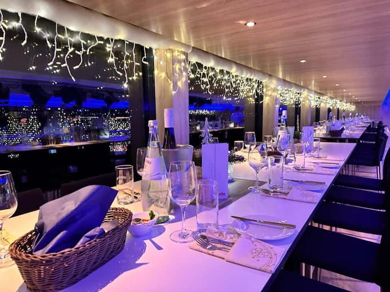 Düsseldorf: Winter Afternoon Boat Cruise on the Rhine - Key Points