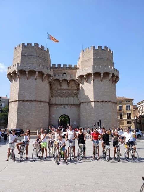 Dutch-Style Bike Tour in Valencia with a Flavourful Surprise - Who Would Enjoy This Tour?