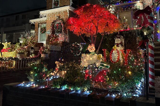 dyker-heights-christmas-holiday-lights-private-guided-tour