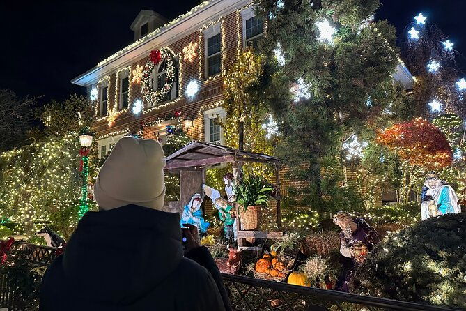dyker-heights-christmas-holiday-lights-private-guided-tour