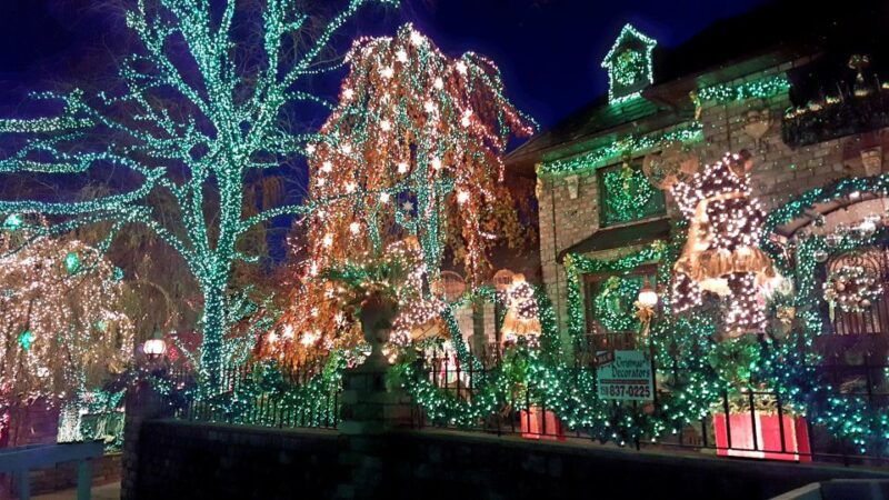 dyker-heights-holiday-lights