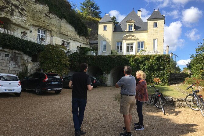 e-bike-cycling-and-wine-in-saumur-france