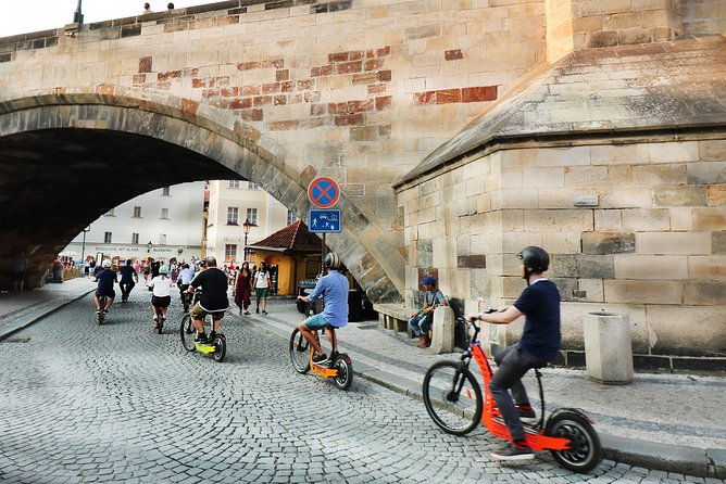 e-bike-e-scooter-viewpoint-fun-tour