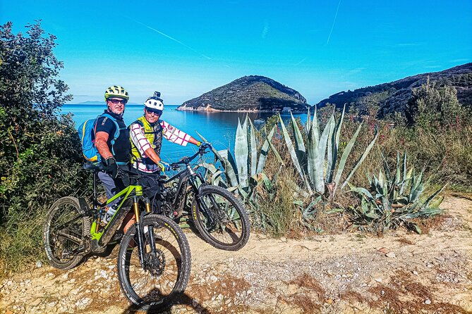 e-bike-experience-tour-of-portoferraio-by-e-bike-2