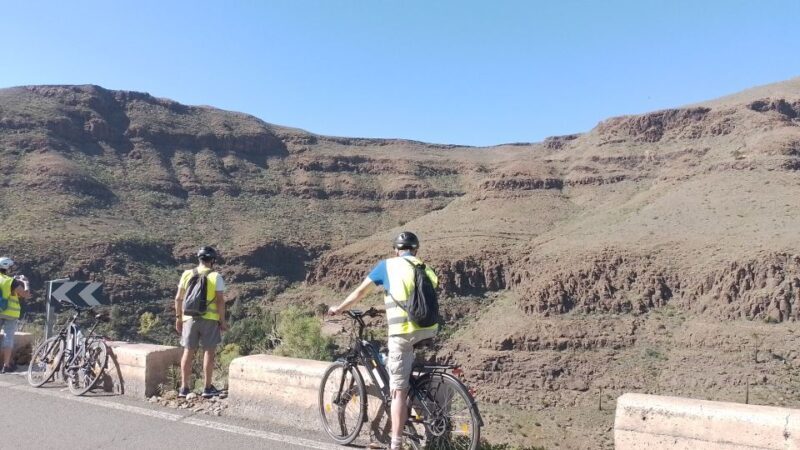 E-Bike Mountain Tour in Natural Park +Option Tapas in a Cave - The Guide and Group Dynamics