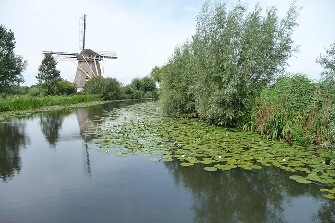 e-bike-private-tour-countryside-of-amsterdam-volendam-marken