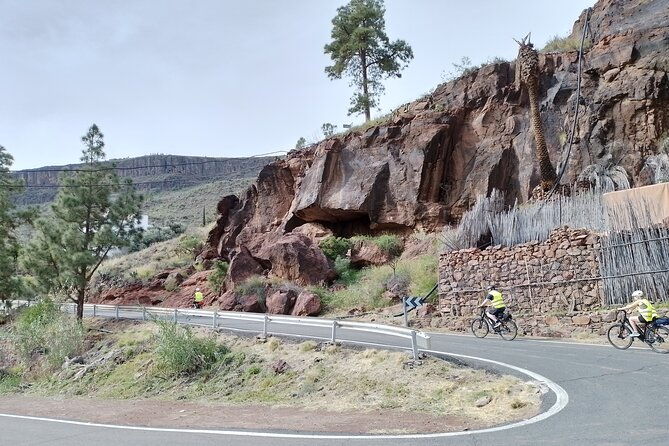 e-bike-rental-80-km-battery-life-gran-canaria-mountains-or-coast